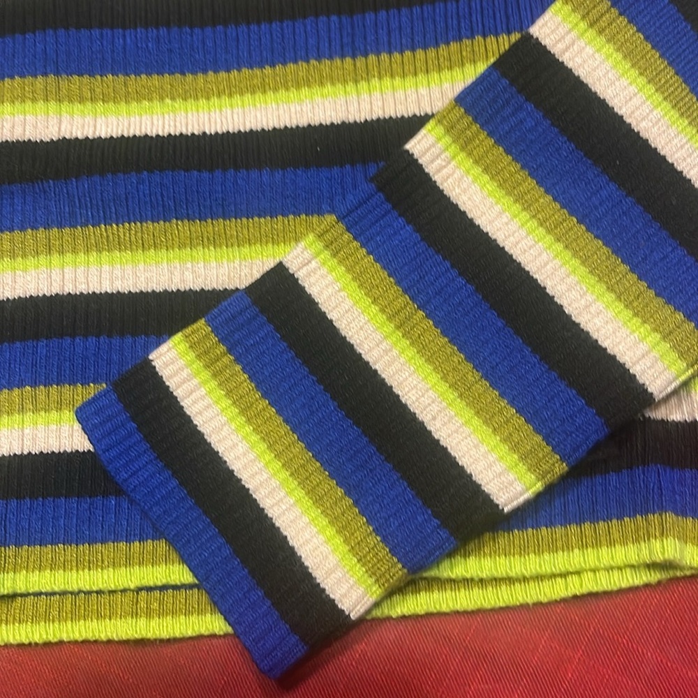 Turtle neck!!! - Picture 6 of 7